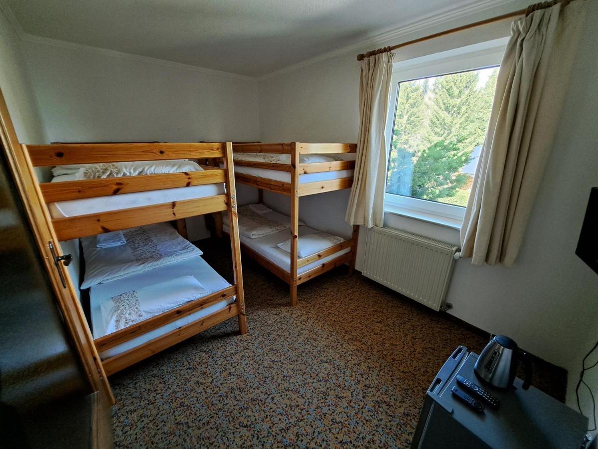 Blue Mountain Hotel Afritz Bagian luar foto