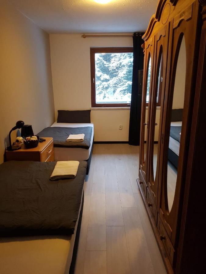 Blue Mountain Hotel Afritz Bagian luar foto
