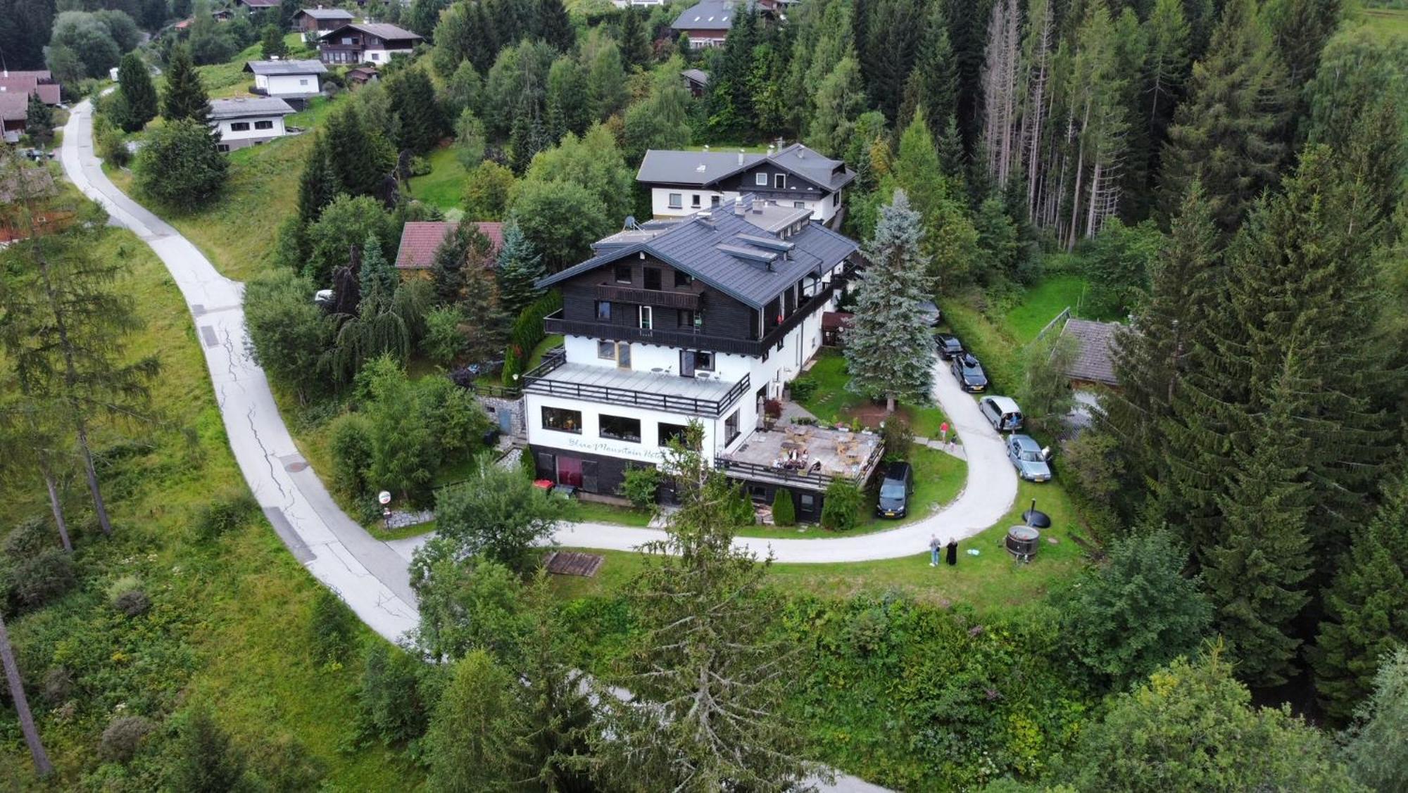Blue Mountain Hotel Afritz Bagian luar foto