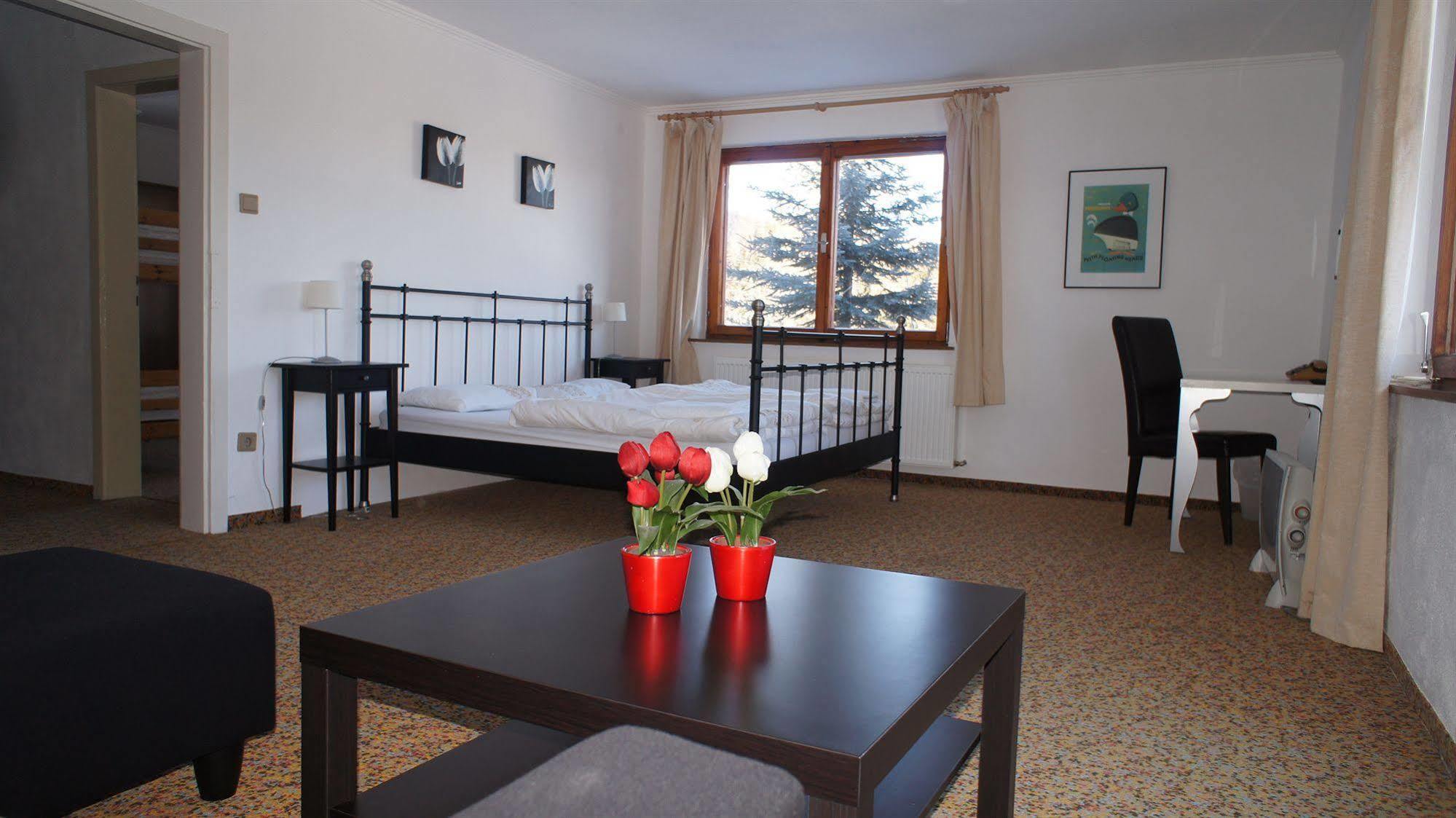 Blue Mountain Hotel Afritz Bagian luar foto